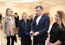 Demet Sabancı’dan Esenyurt Üreten Kadınların Sergisine Ziyaret Demet Sabancı’dan Esenyurt Üreten Kadınların Sergisine Ziyaret